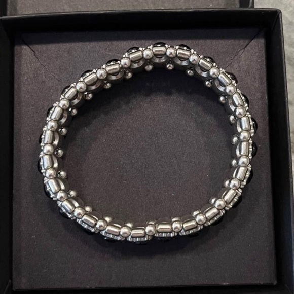 Stretch Silver & black bracelet. Intricate. Unique. - Picture 2 of 4